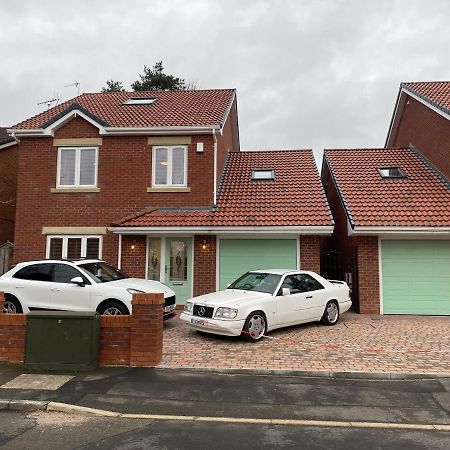 Lottie'S Lott Apartment Stalybridge Exterior photo